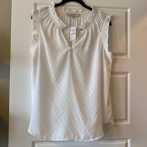NWT LOFT Clip Dot Top With Ruffle Detail M